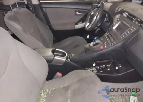 2015 Toyota Prius z USA, uszkodzony, nr VIN JTDKN3DU4F0429904